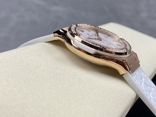 ウブロコピー時計内部構造